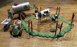 Schleich Set Farm World Kühe Bäuerin