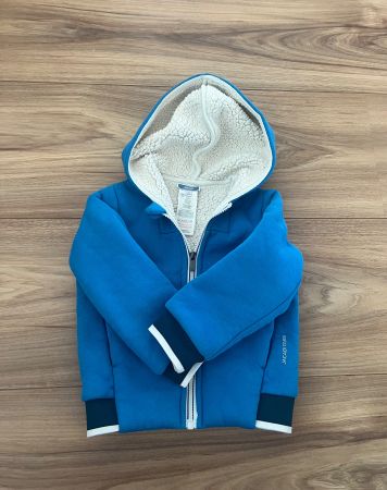 Jacardi jacket, 4 years old, very good condition