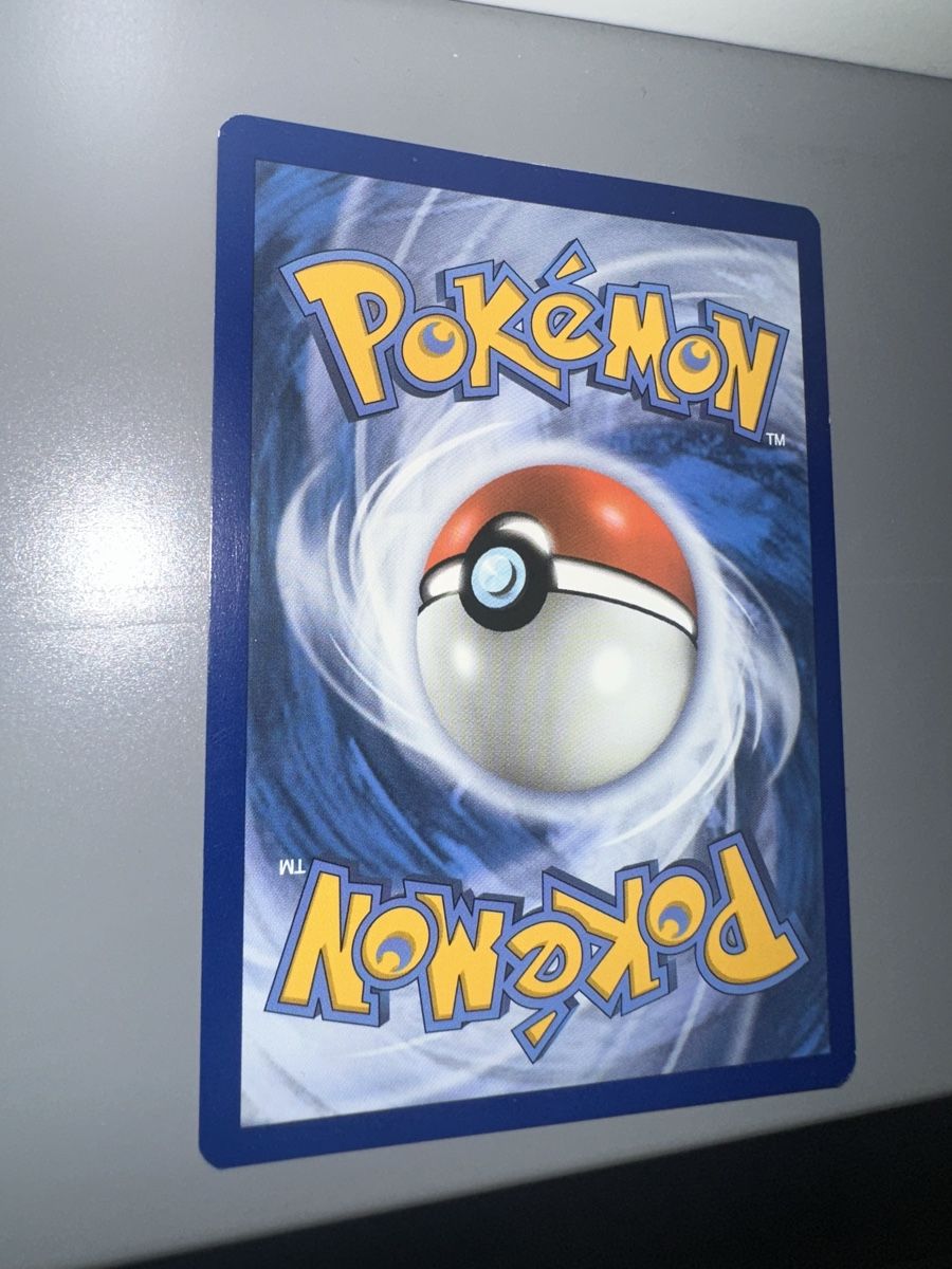 Pokémon Carte collezionabili: Mimikyu 96/236 Cosmic Eclipse – Usato da Allschwil venduto da DragoniteCollectible 1