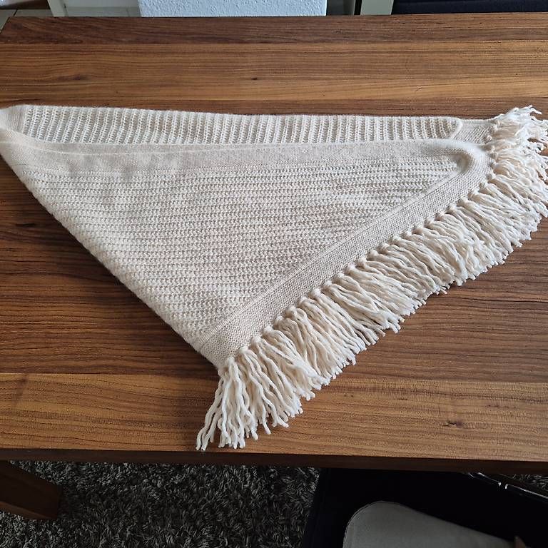 Foulard & Sciarpe: Hemisphere Kaschmir Stola – Usato da Meggen venduto da darcy10 2