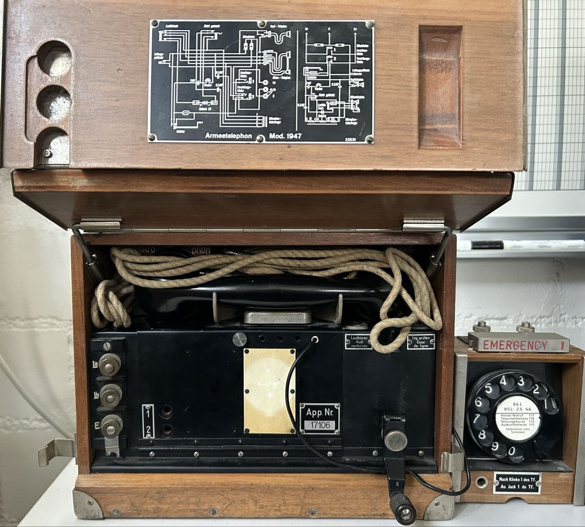 Telefoni: Altes Armeetelefon ATF 1947 – Usato da Möhlin venduto da Muet34 1