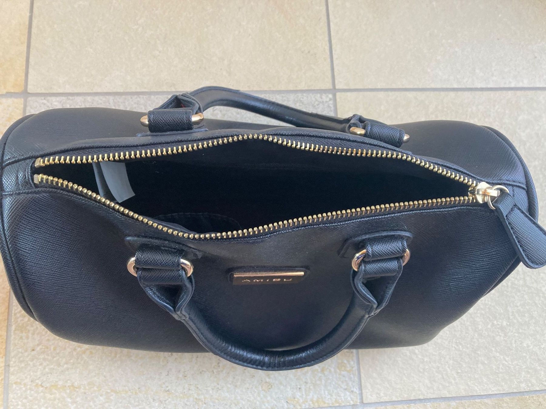 Borse da donna: Schwarze Amisu Damentasche / Bowlingtasche – Nuovo (secondo la descrizione) da Sempach venduto da son_698y 4