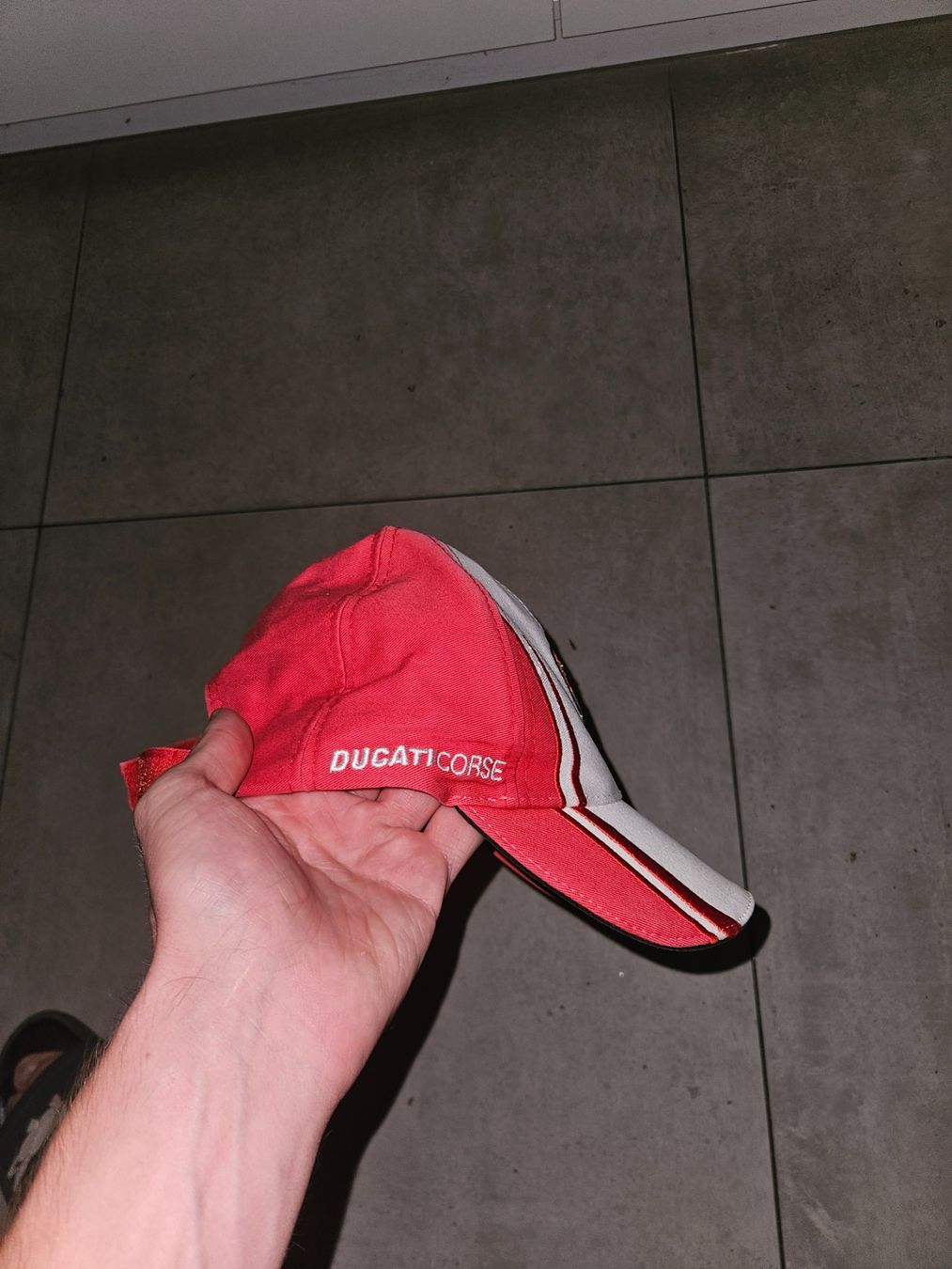 Ducati Chapeaux, bonnets & casquettes: Ducati Corse Baseball Cap – D'occasion à Lugano par dan_2qsg 1