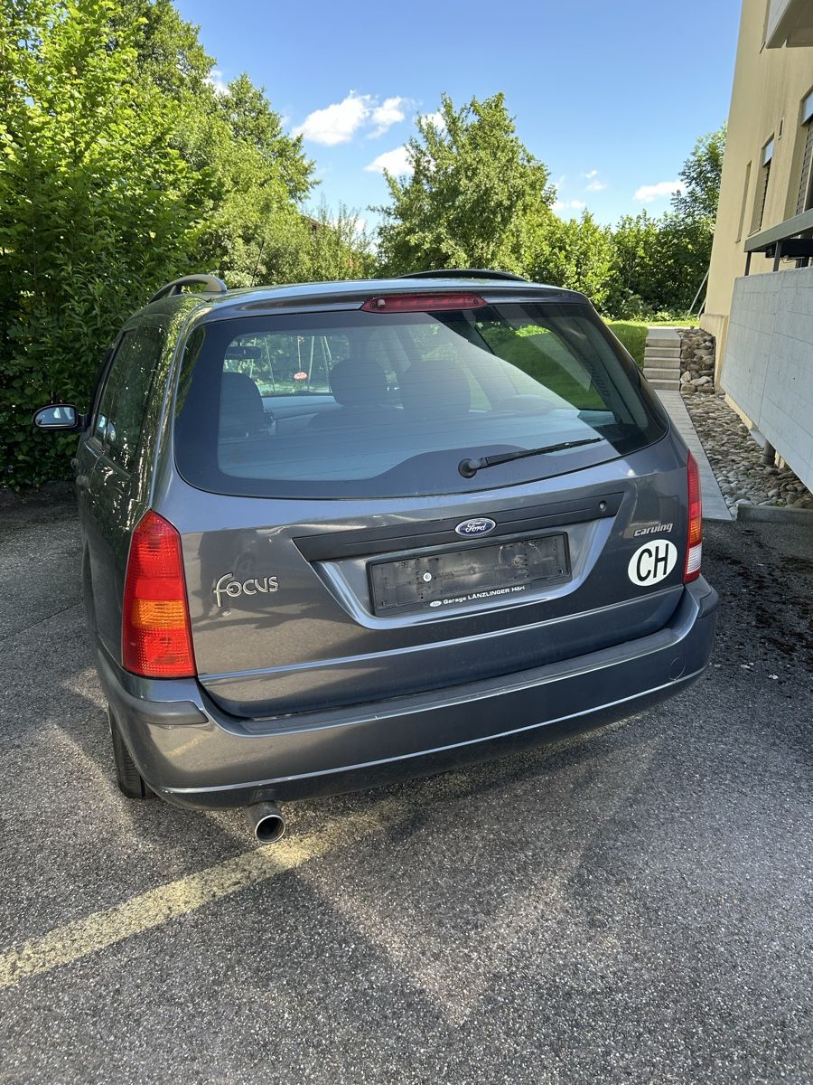 Ford Automobili: Ford Focus 1.8 16V – Usato da Waltenschwil venduto da alfarumore 3