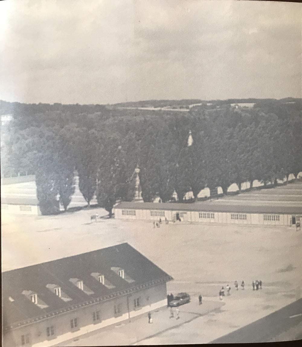 Livres: The Dachau Concentration Camp, 1933 to 1945 – D'occasion à Neuchâtel par Dualseele 2