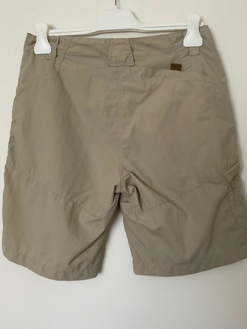 Icepeak Pantaloni: ICEPEAK Shorts Gr 38 beige-olive – Usato da Schlieren venduto da Vilsonella 3