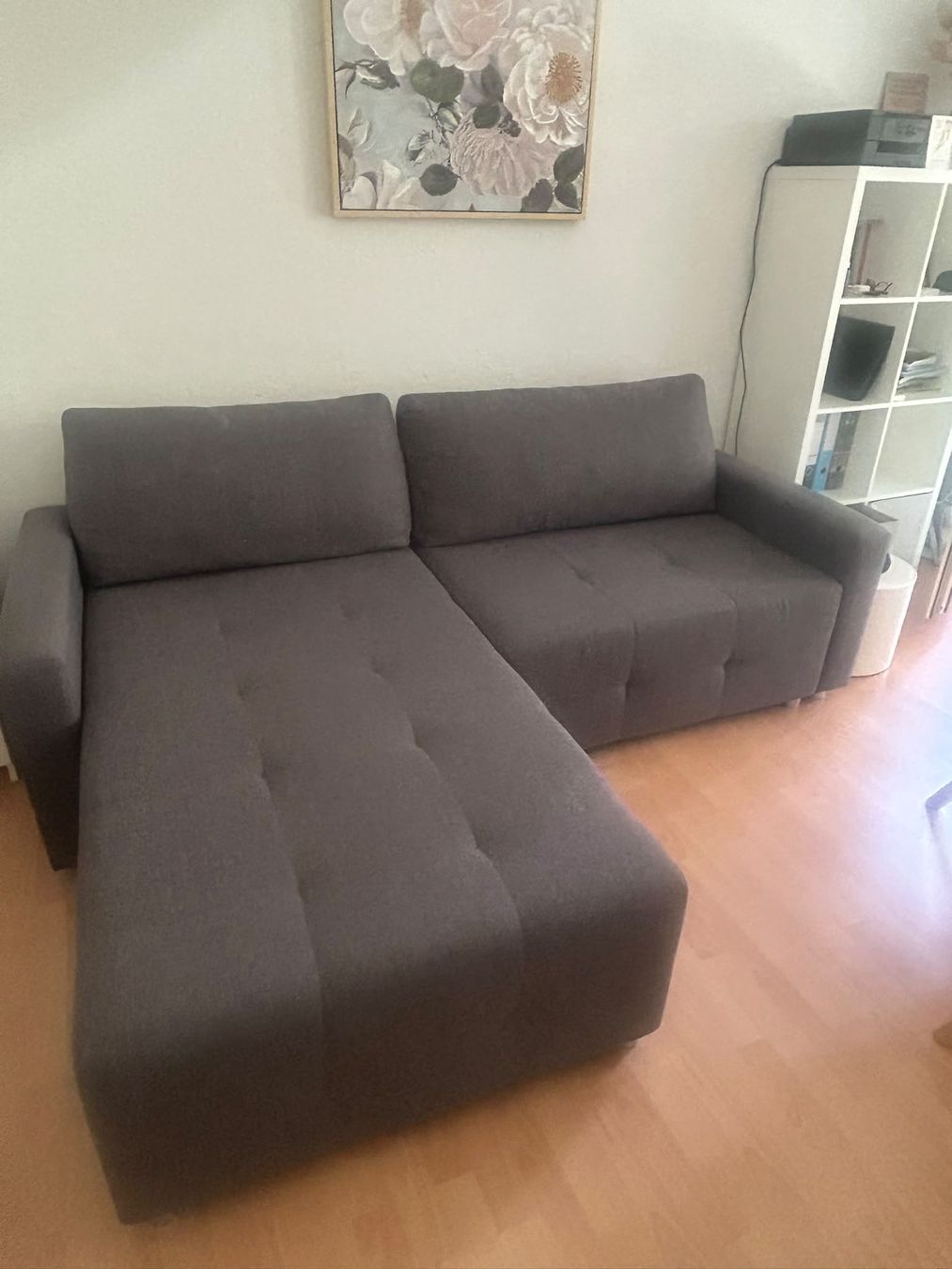 Sofas: Ecksofa grau mit Bettfunktion – D'occasion à Zürich par Prisscess