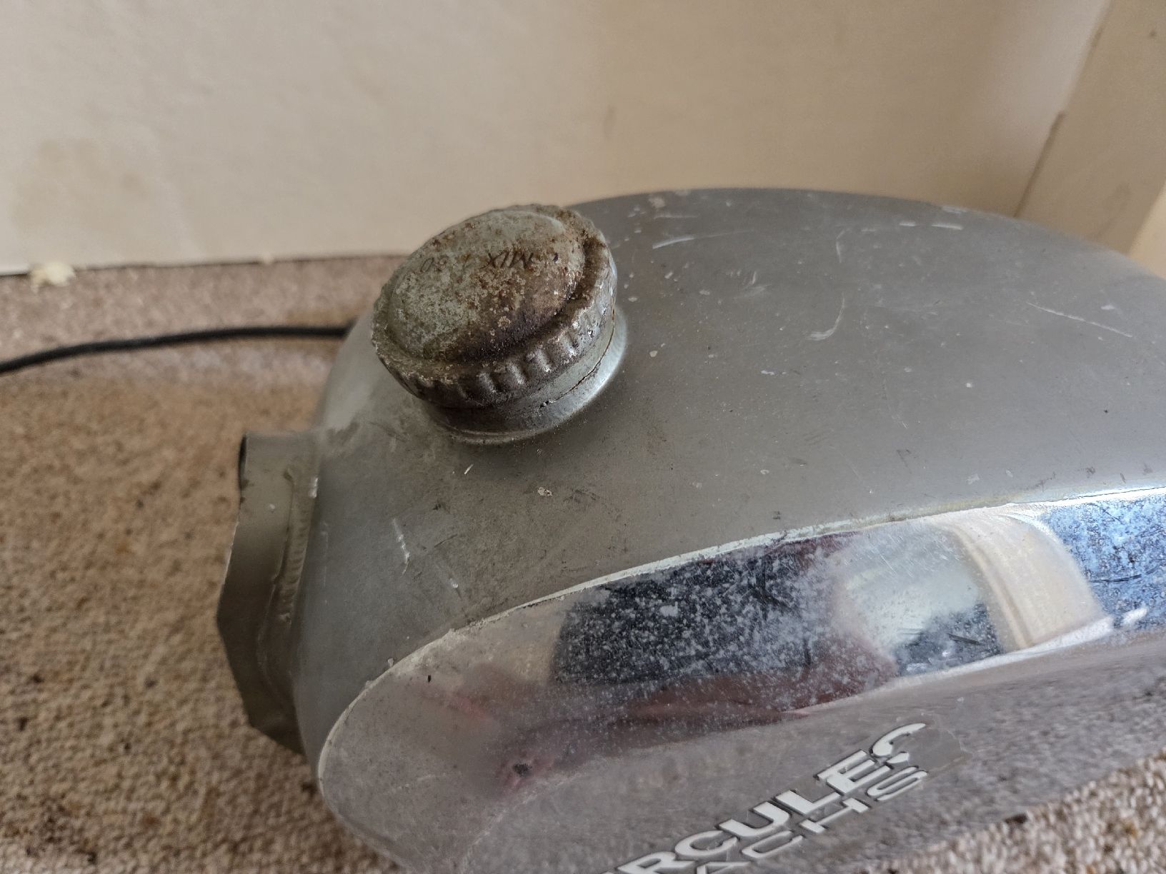 Sachs Mofa-Ersatzteile: Sachs Hercules Tank  – Gebraucht aus Eichberg von Schmid-Motos 1