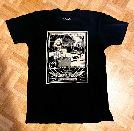Fender T-Shirt Schwarz, L, guter Zustand