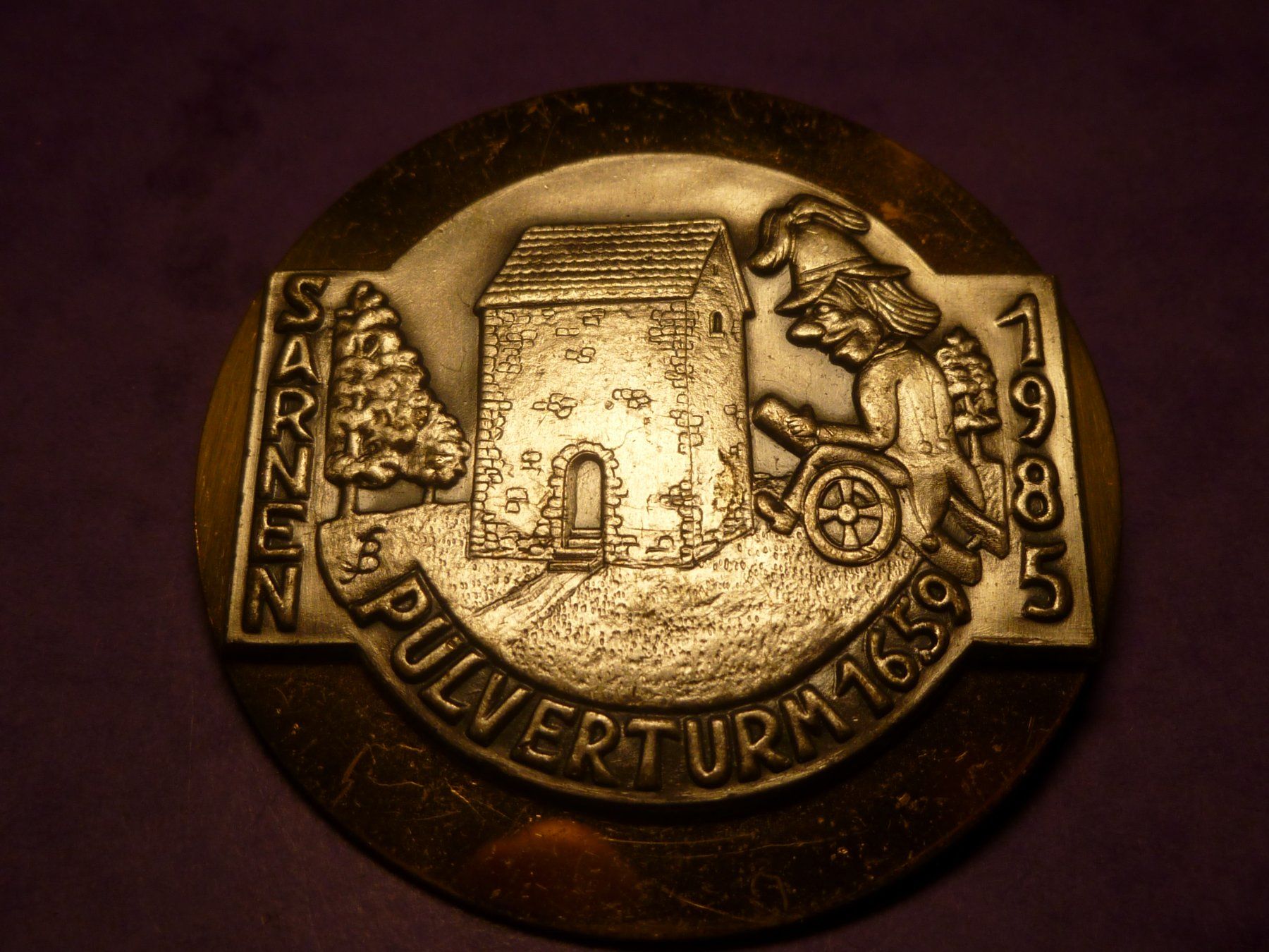 Plaquettes & Badges: SARNEN 1985 GOLD – D'occasion à Ried (Muotathal) par Mandarin02
