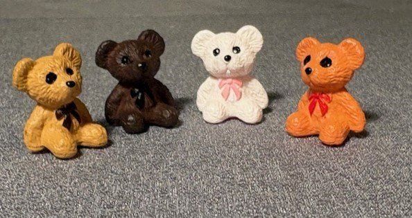 AKTION 3.- Fr. !! 4 süsse kleine Bärchen - Puppenstube od. (Gebraucht ...