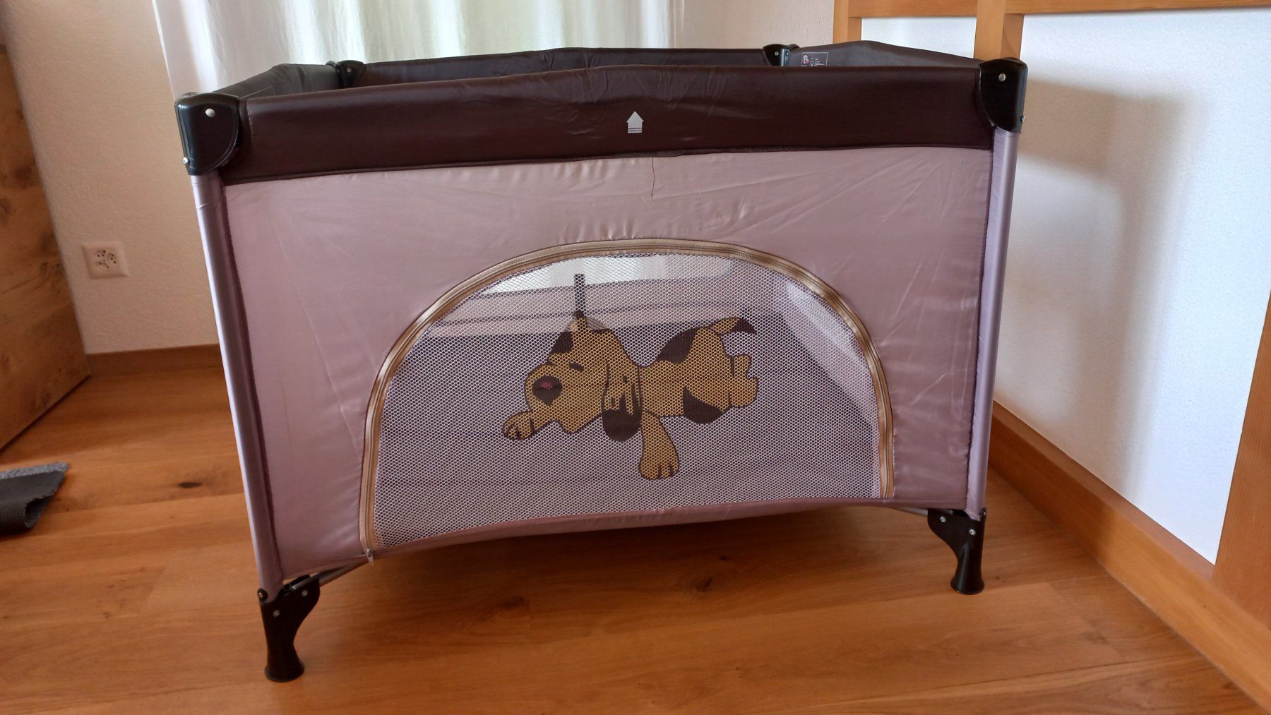 Box & Barriere di sicurezza: Baby Laufstall Tommy Junior braun – Usato da Waldstatt venduto da Boeneli-Spross 3