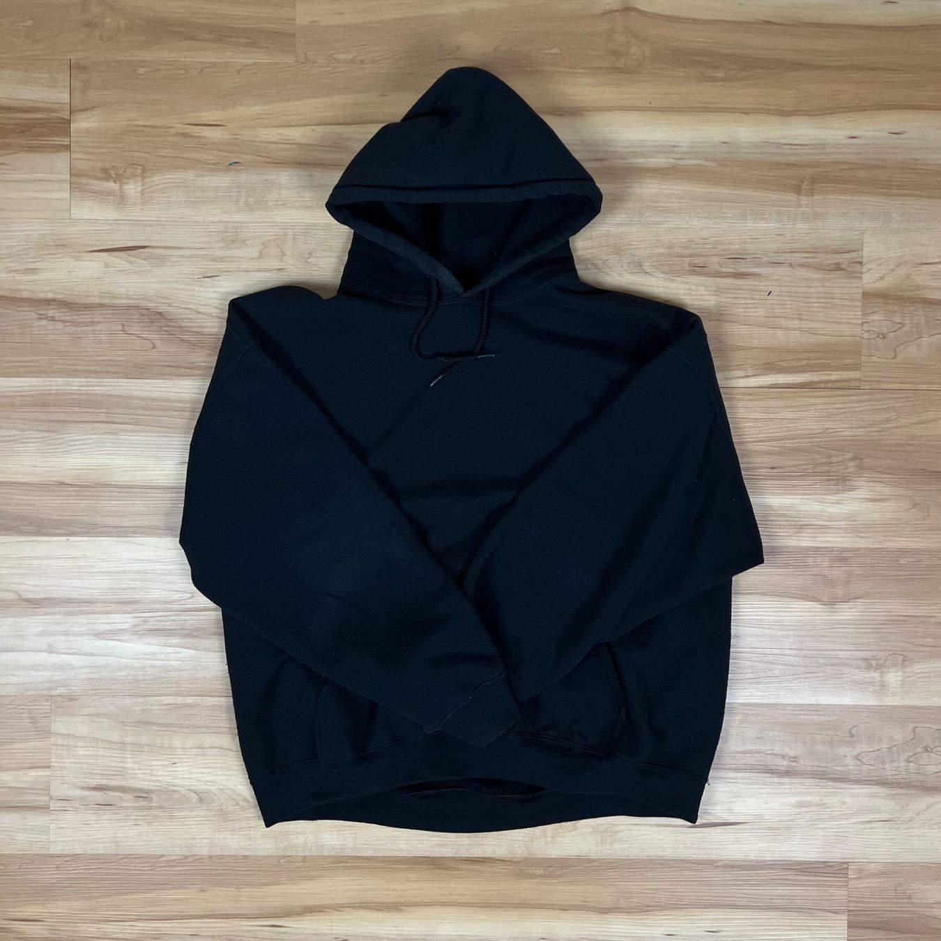 Pulls & Sweat-shirts: Vintage Basic College Hoodie Schwarz – D'occasion à Herisau par 1asupply