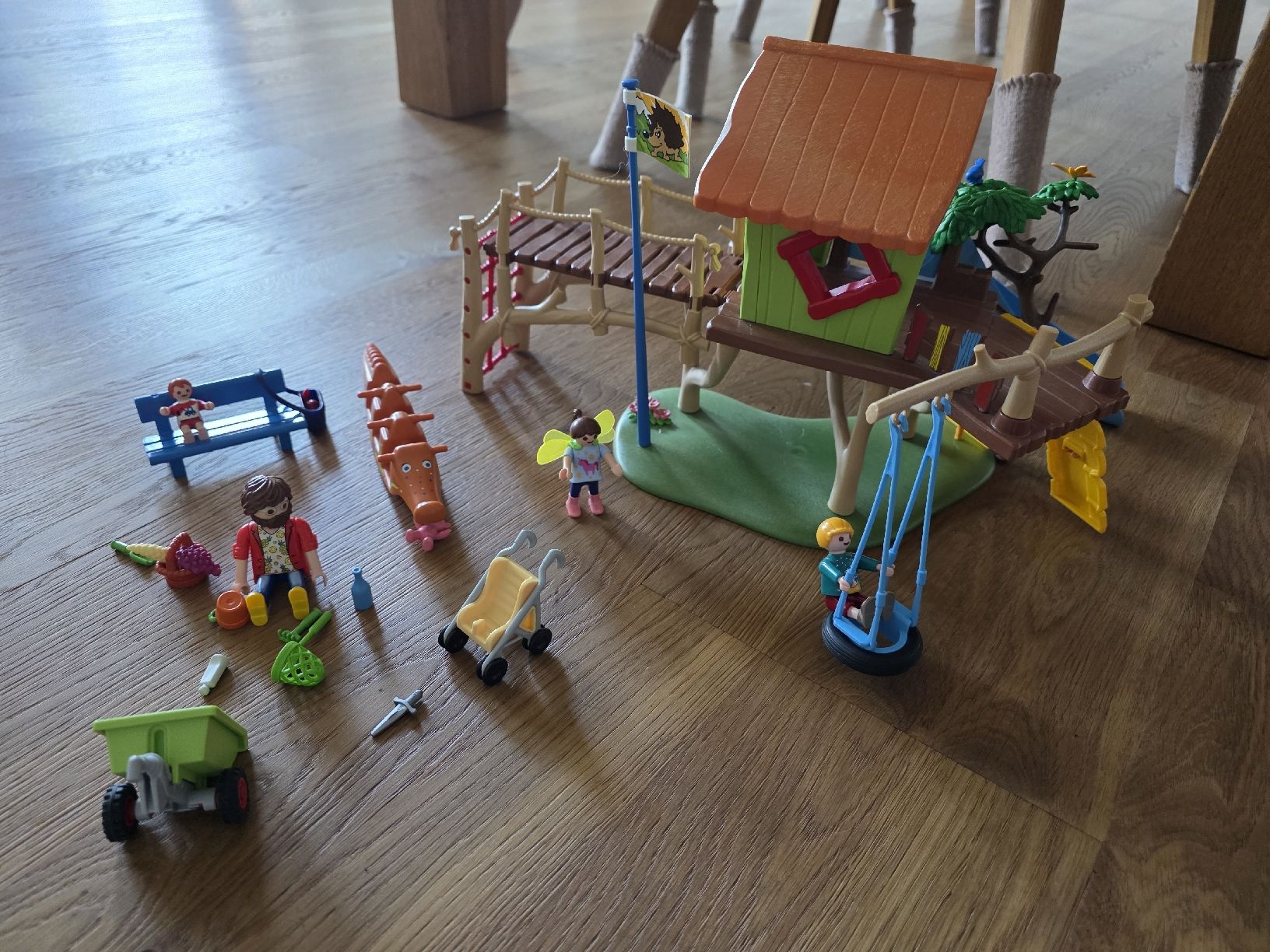 Playmobil Giocattoli: Playmobil 70281 Spielplatz mit Baumhaus – Usato da Mettmenstetten venduto da smilingrain01