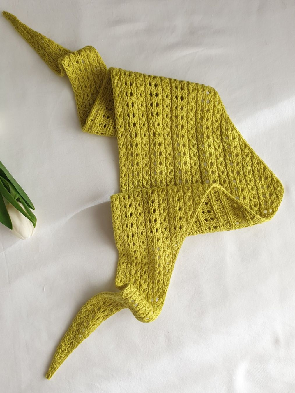 Foulard & Sciarpe: Dreieckstuch, Strickschal, Handgestrickt, Unikat, Geschenk – Nuovo e nell'imballaggio originale da Neunkirch venduto da Sandramay 4