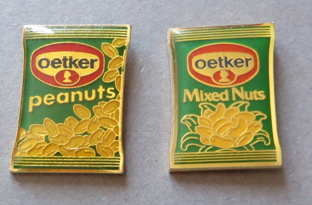 Placchette & Badge: 2 PINS, OETKER PEANUTS MIXED NUTS – Usato da Neuhausen venduto da luckimucki