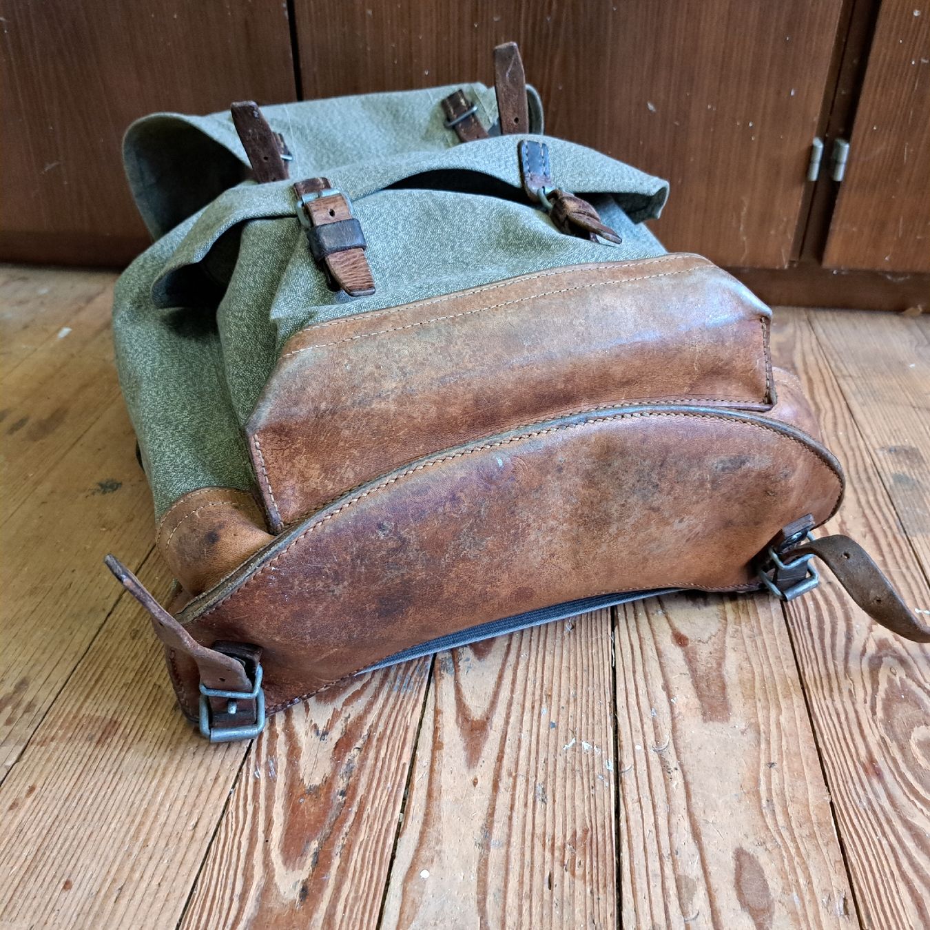 Zaini: Schweizer Armee Rucksack, vintage. Nr G – Usato da Zofingen venduto da Bachmann4 3