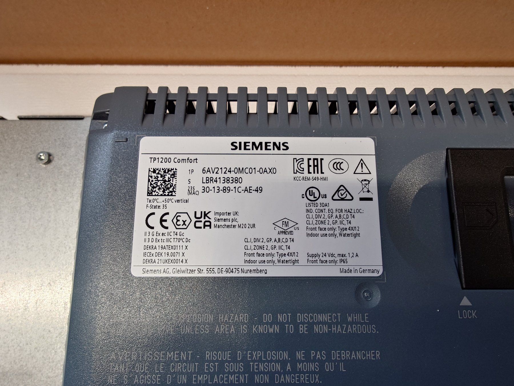Steuerung: Siemens Simatic HMI TP 1200 Comfort – Neu und originalverpackt aus Thun von werft_thun 2