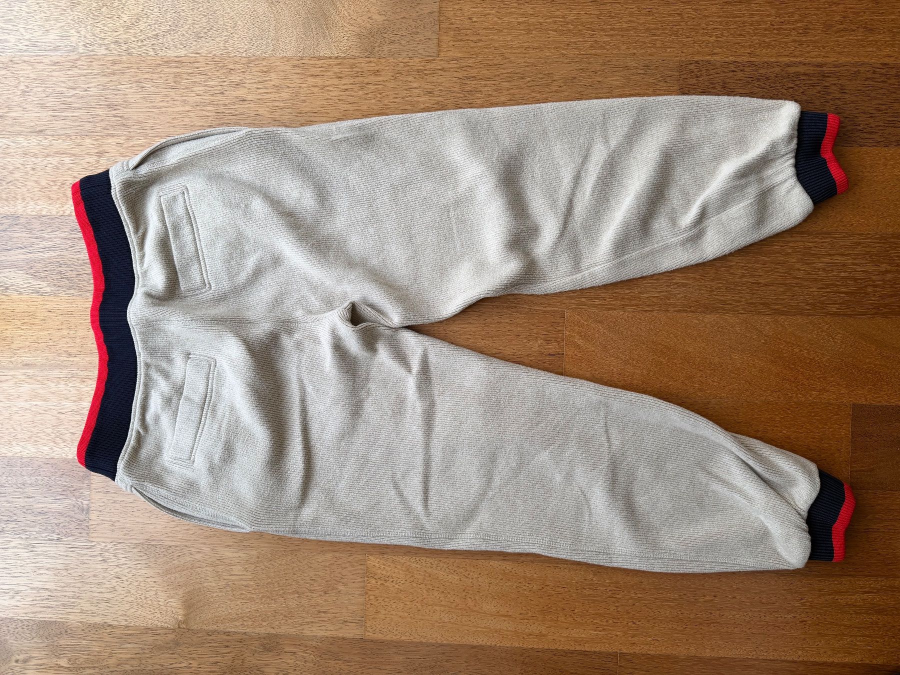Victoria Beckham Pantaloni: Victoria Beckham VVB Trainerhose Joggerpant – Usato da Oberwil-Lieli venduto da Borz2 1