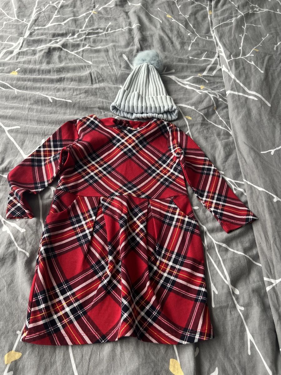 Lotti & Set di vestiti: Mädchen Kleid Karo rot Grösse 92 – Usato da Meggen venduto da mar_7r7m