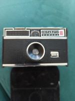 Kodak Instamatic 100 Kamera mit Etui gebrauchter Zustand