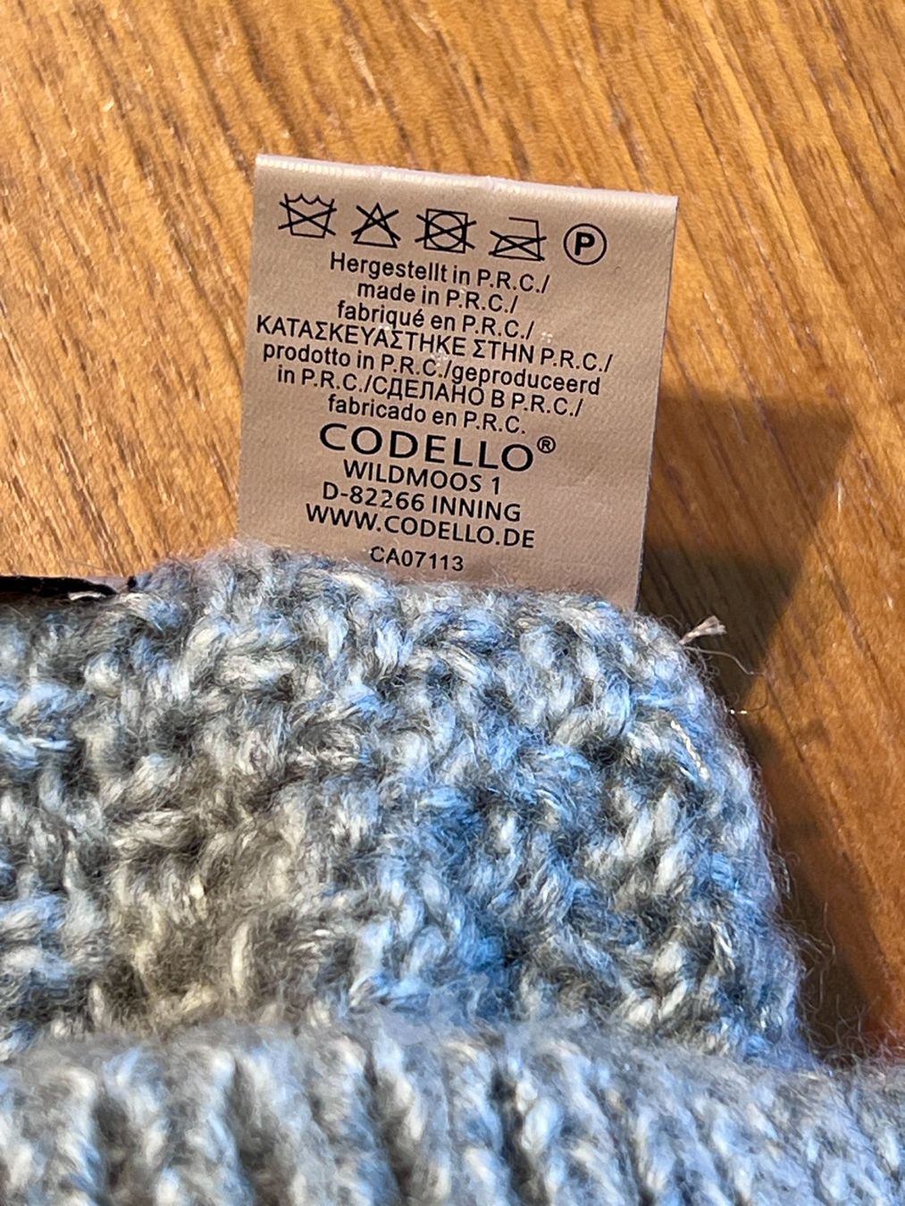 Codello Foulard & Sciarpe: NEU - Codello Schal & Mütze Set grau mit Schmucksteinen – Nuovo (secondo la descrizione) da Zürich venduto da Herzblatt99 5
