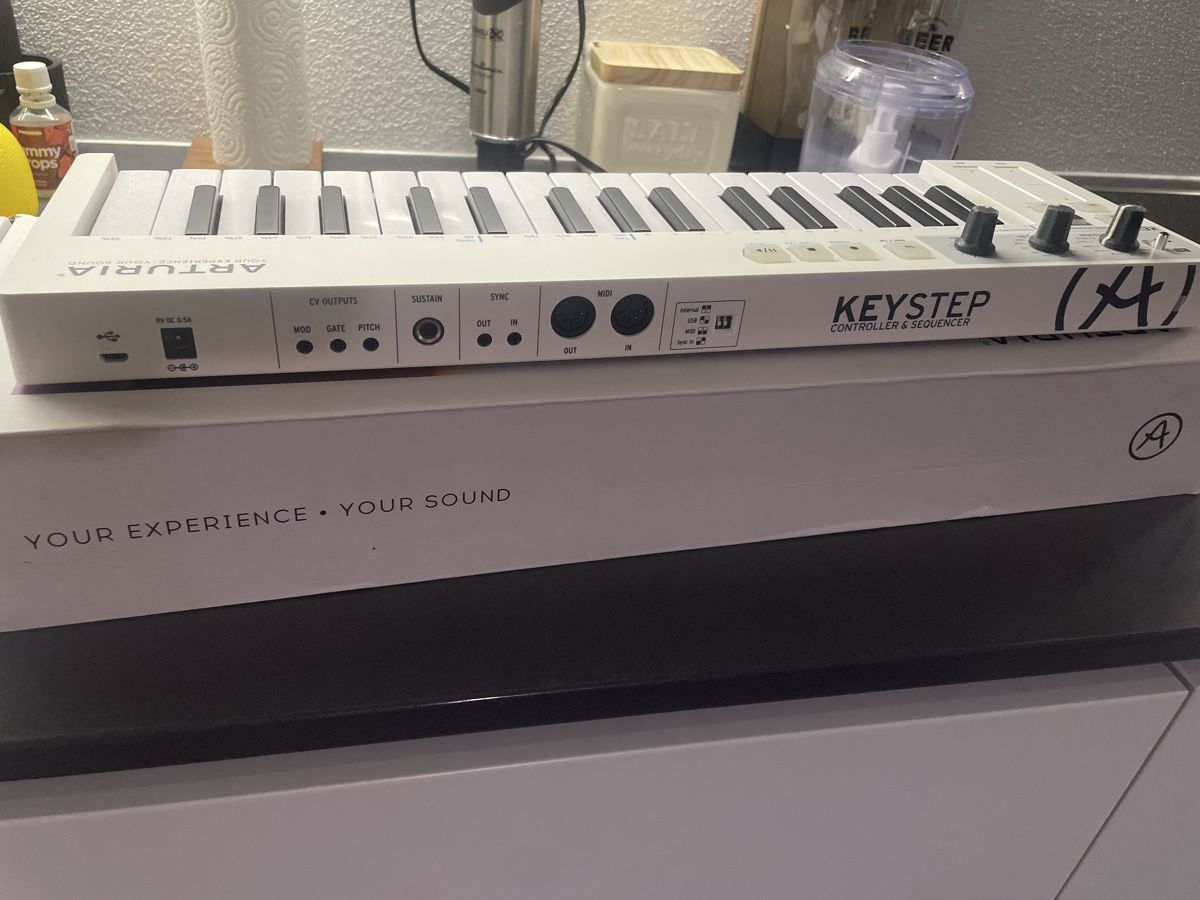 Arturia Instruments de musique: Arturia KeyStep – D'occasion à Castione par ant_blb5 1