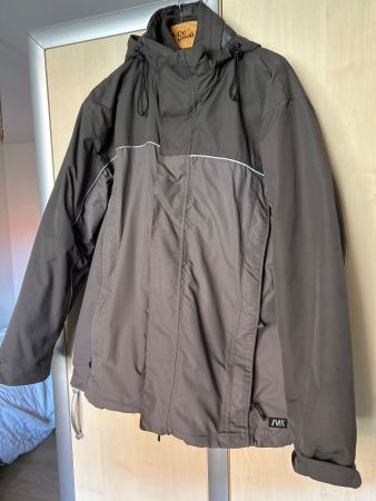 Warme Winterjacke / Skijacke von Tribus Tyrol, Grösse M
