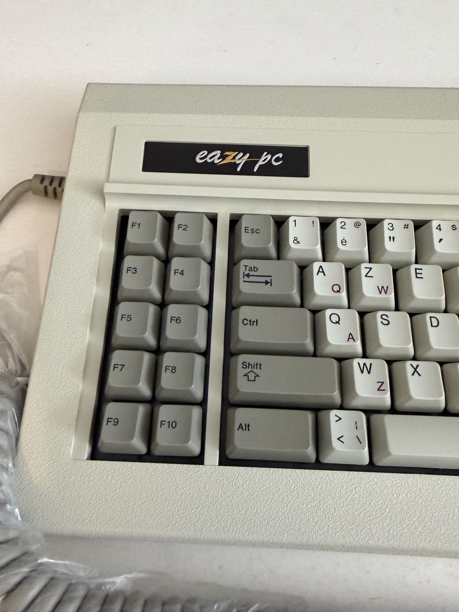 Tastiere: Zenith Z-150 Eazy PC Keyboard NOS État Exceptionnel – Usato da Genève venduto da sho_67qj 1