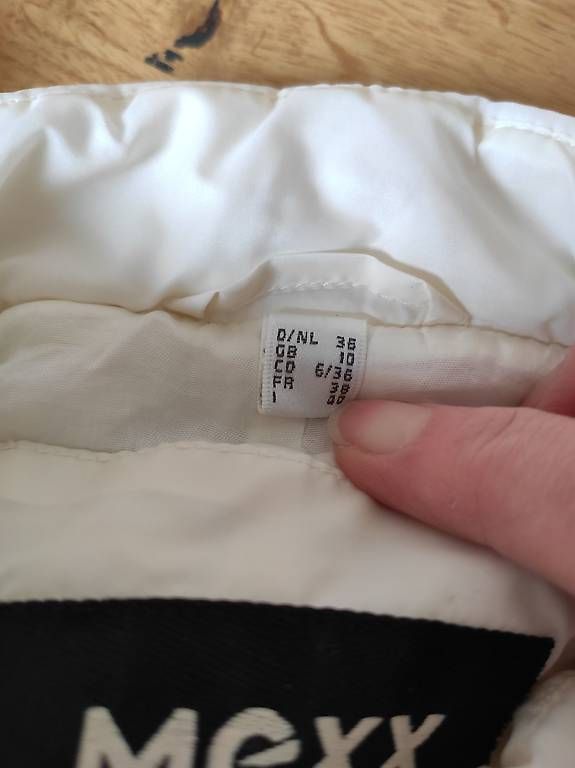 Gilet & Giacche senza maniche: Wattierte Weste von Mexx, Grösse 34 / 36 – Usato da Männedorf venduto da Plrt 3