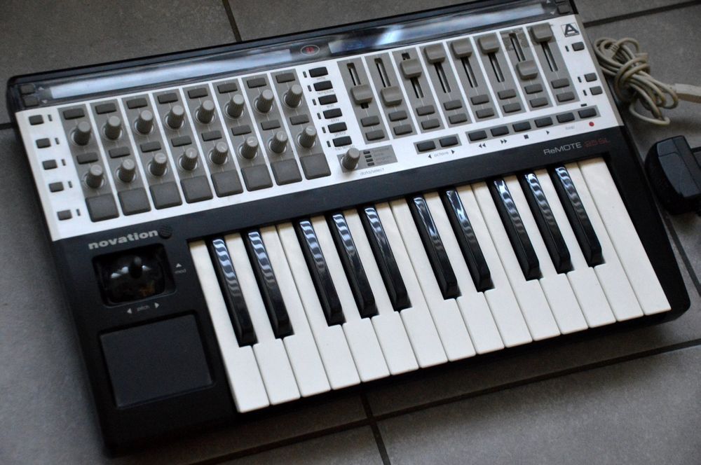 Novation remote 25 SL Compact midi keyboard | Kaufen auf Ricardo