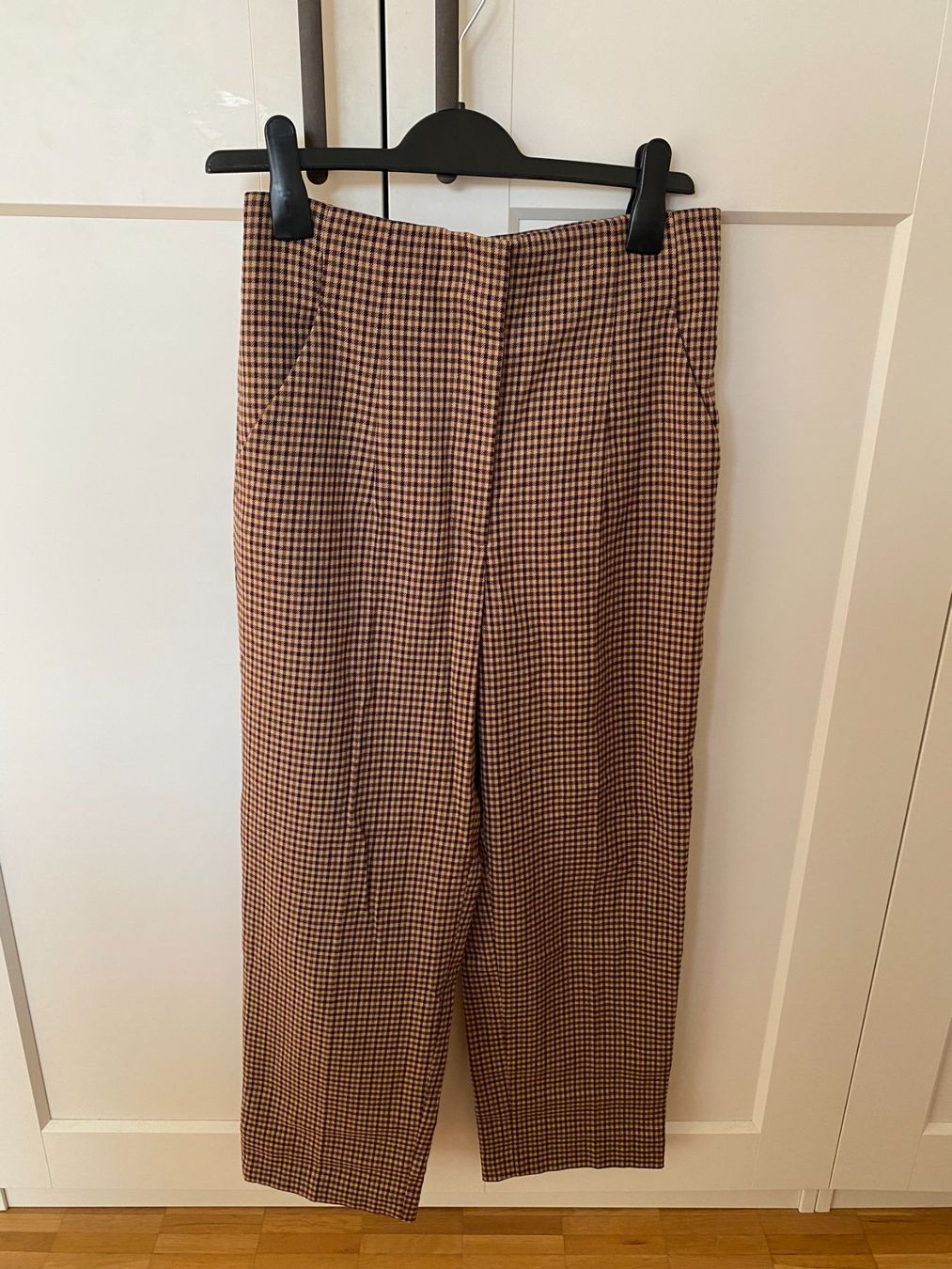 Zara Pantaloni: Zara High Waist Hose Gr. M – Usato da Unterengstringen venduto da cck_