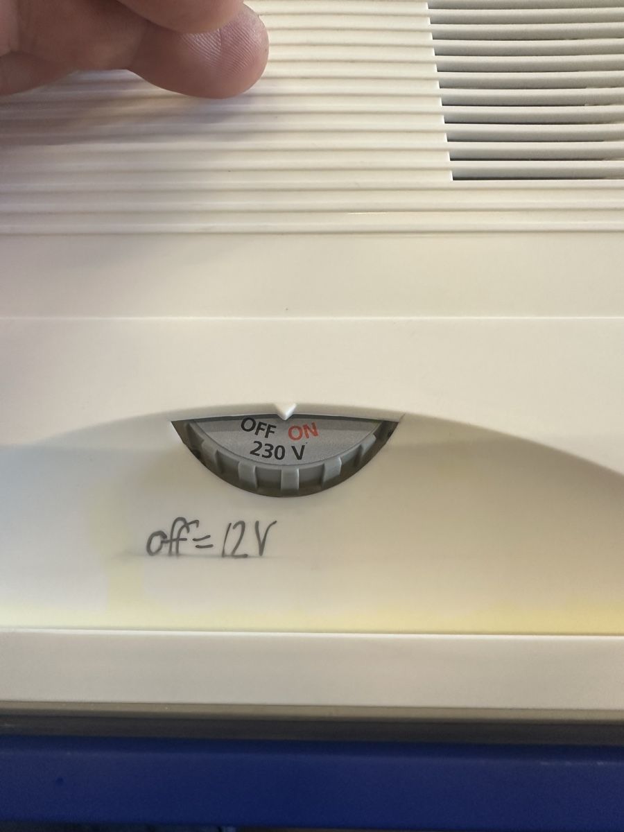 Kühlschränke & Kühlen: Kühlbox 12V/230V – Gebraucht aus Henau von Rico131 4