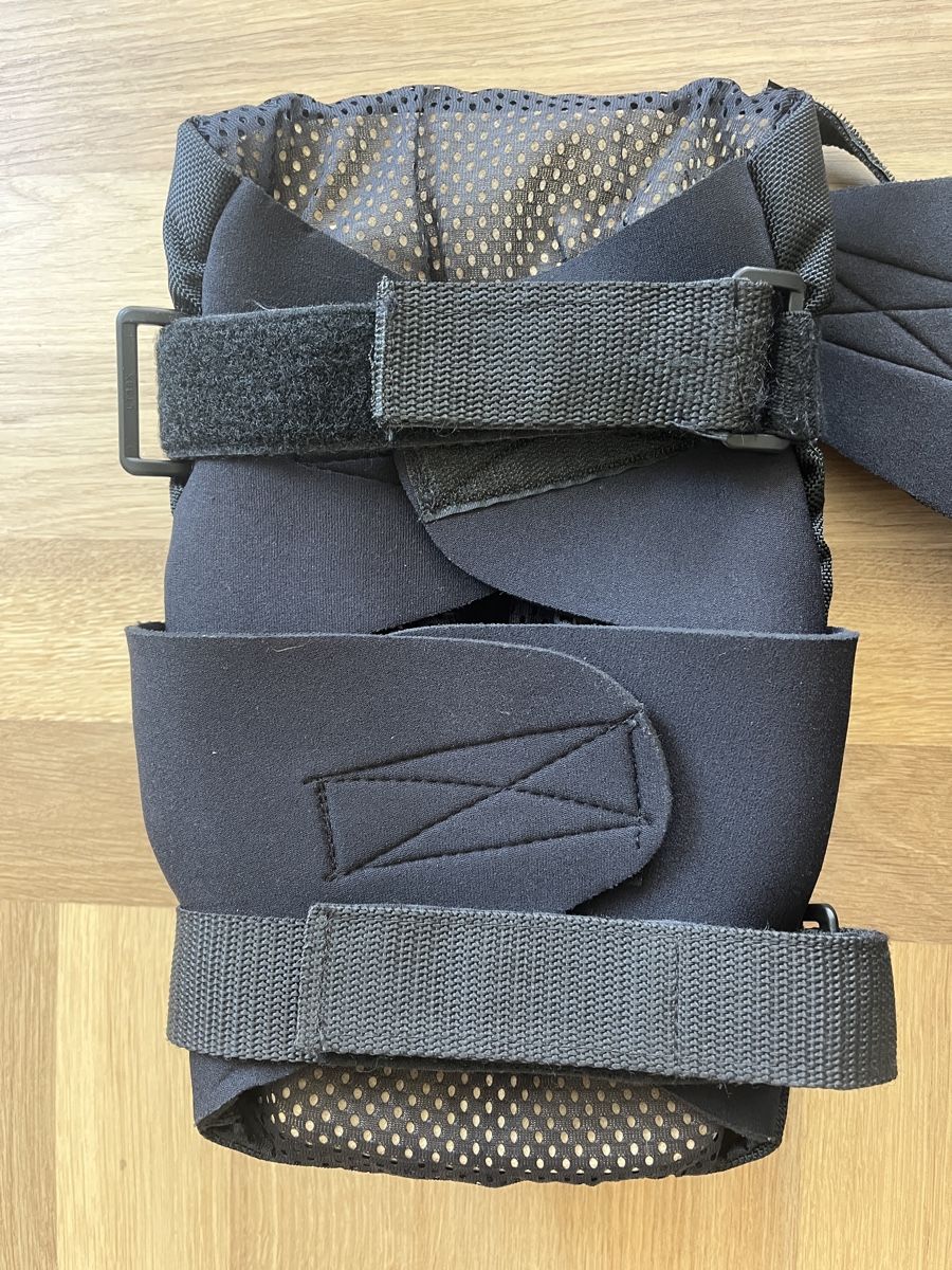 Protections: Lazy Legs Knieschoner  – D'occasion à Zürich par Heinzernst 2