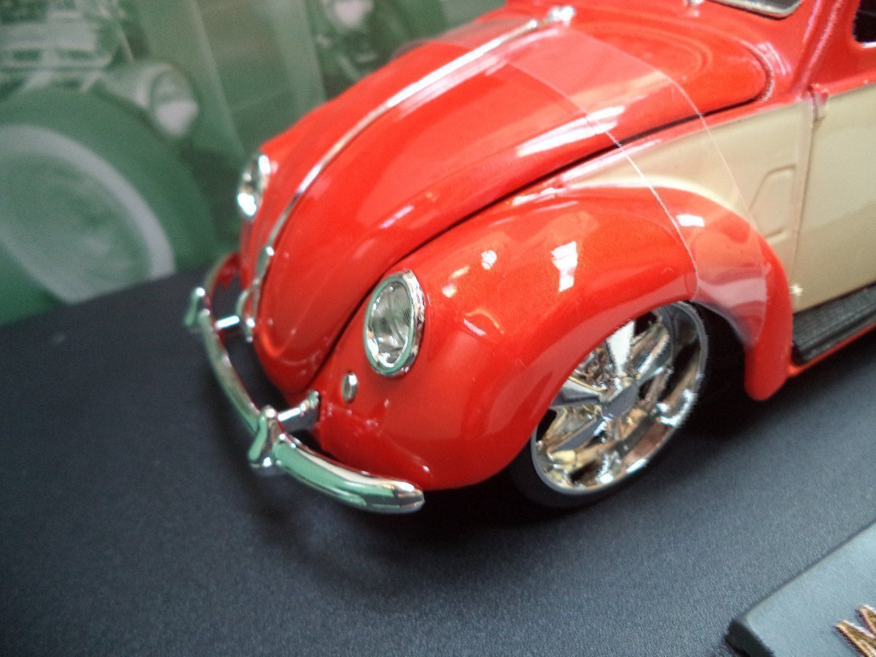 Modellini d'auto: Maisto 1:18  Volkswagen Beetle – Nuovo e nell'imballaggio originale da Rieden AG venduto da Wirth03 1