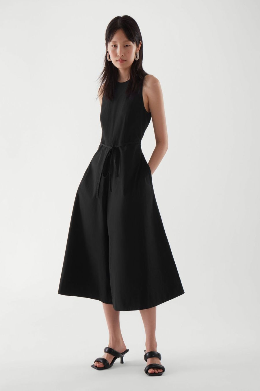 Cos Tute: COS Jumpsuit schwarz Gr. 36 – Usato da Thun venduto da Crown7 6