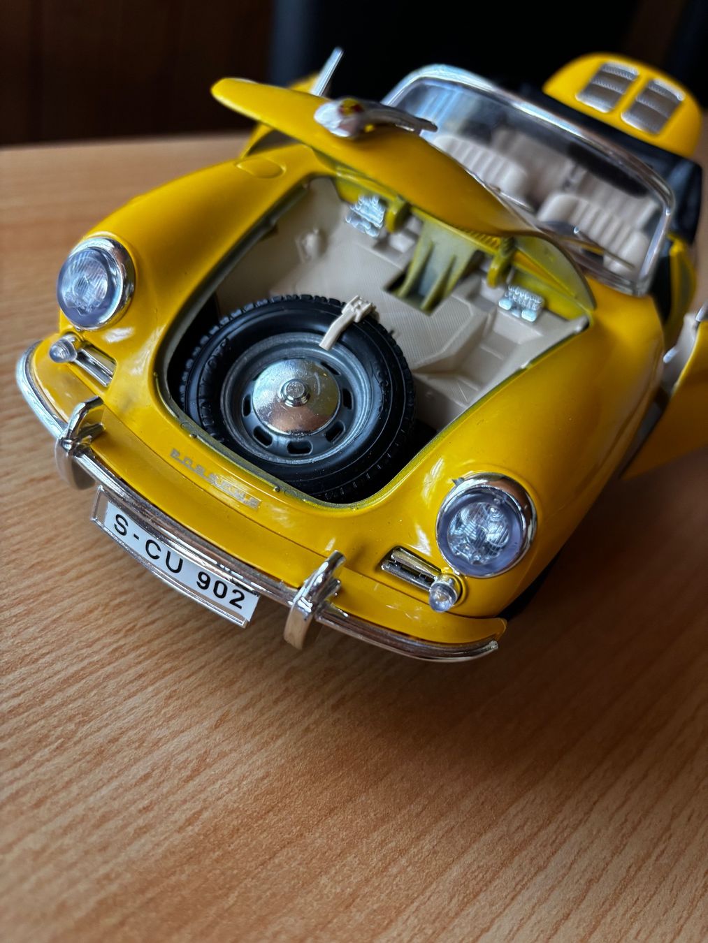 Bburago Modellautos: Porsche 356 B  1/18 1961 Bburago – Gebraucht aus Affeltrangen von Pal-94 4