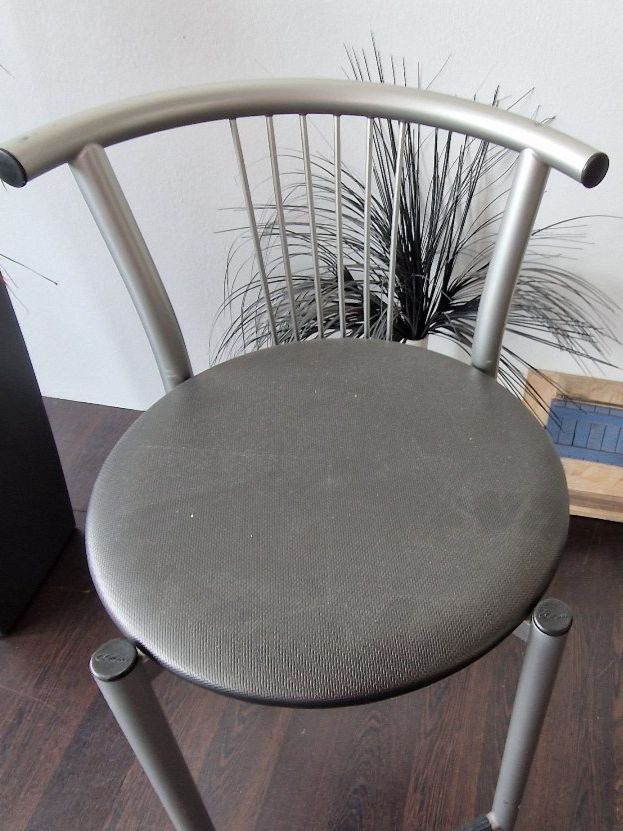Hocker: 1 Halb Hoher Bar Hocker Nr. 3 – Gebraucht aus Niederbipp von Trude04 2