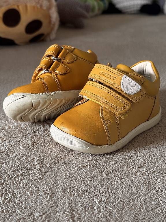 Geox Scarpe per ragazzi: Geox Schuhe gelb, Gr. 19 – Usato da Wil SG venduto da marymiina