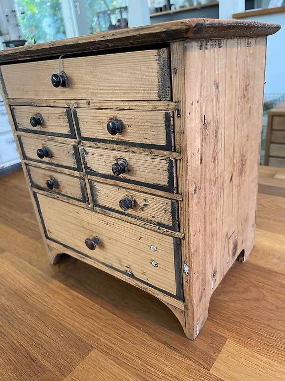 Cassettiere: Schubladenmöbel klein, Schränkli, Schmuckkästchen – Usato da Worben venduto da Retog777 1