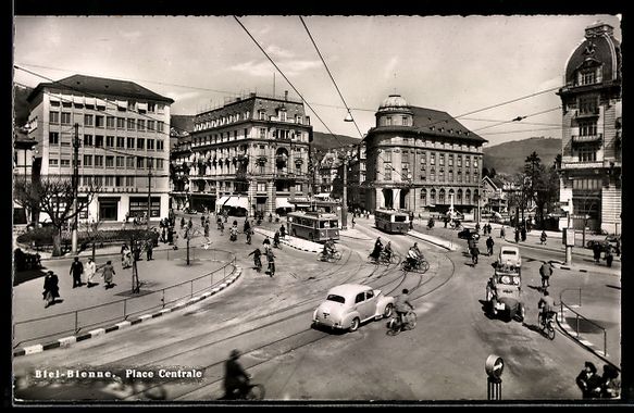 Cartes postales: AK Biel-Bienne, Place Centrale – D'occasion à Berlin par bartko-reher
