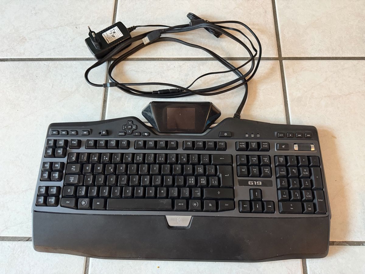 Logitech Tastiere: Logitech G19 Gaming Tastatur – Usato da Boll venduto da LeDude13