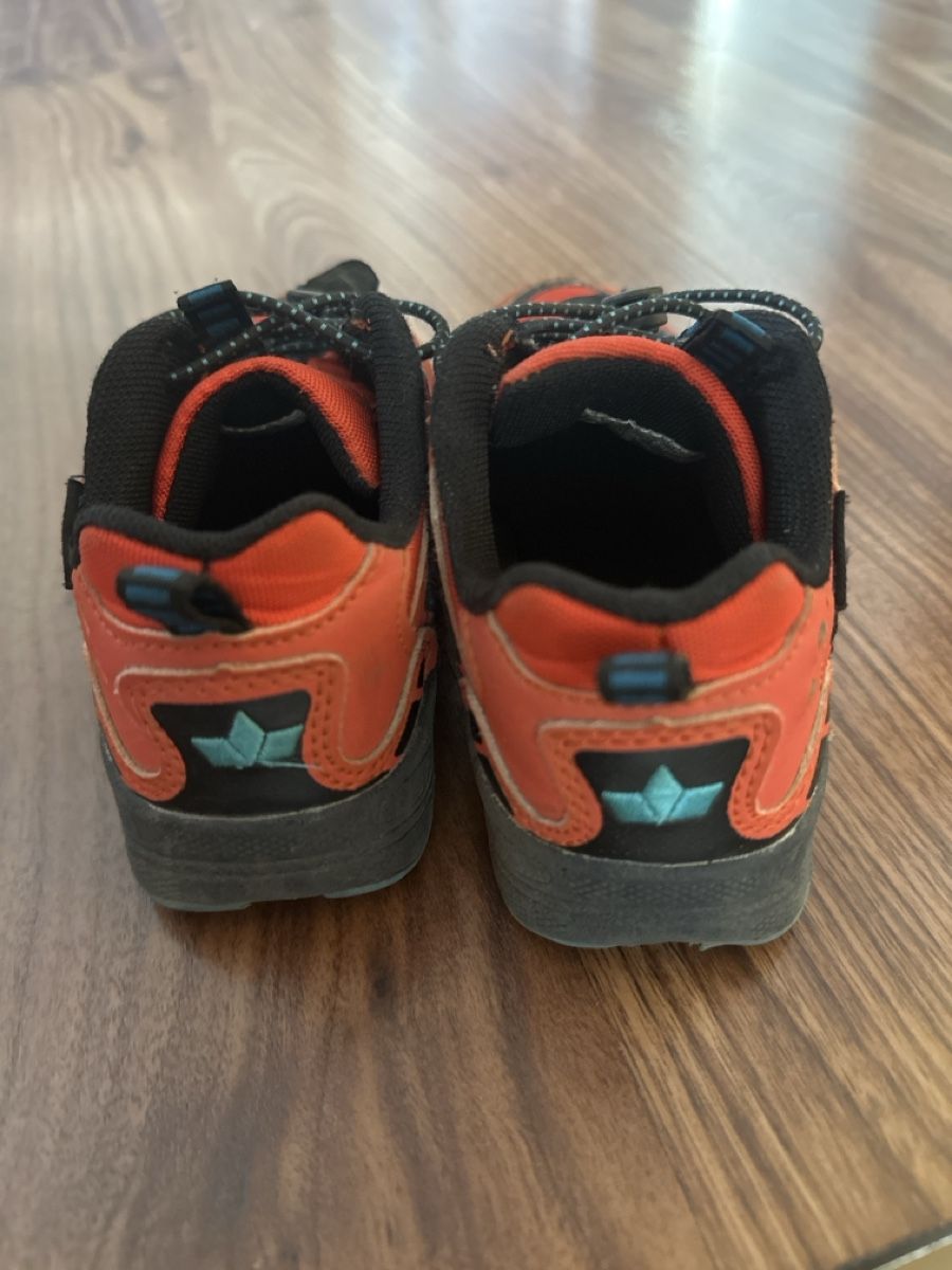 Scarpe per ragazzi: Kinder Wanderschuhe  – Usato da Zermatt venduto da katytesunshine 3