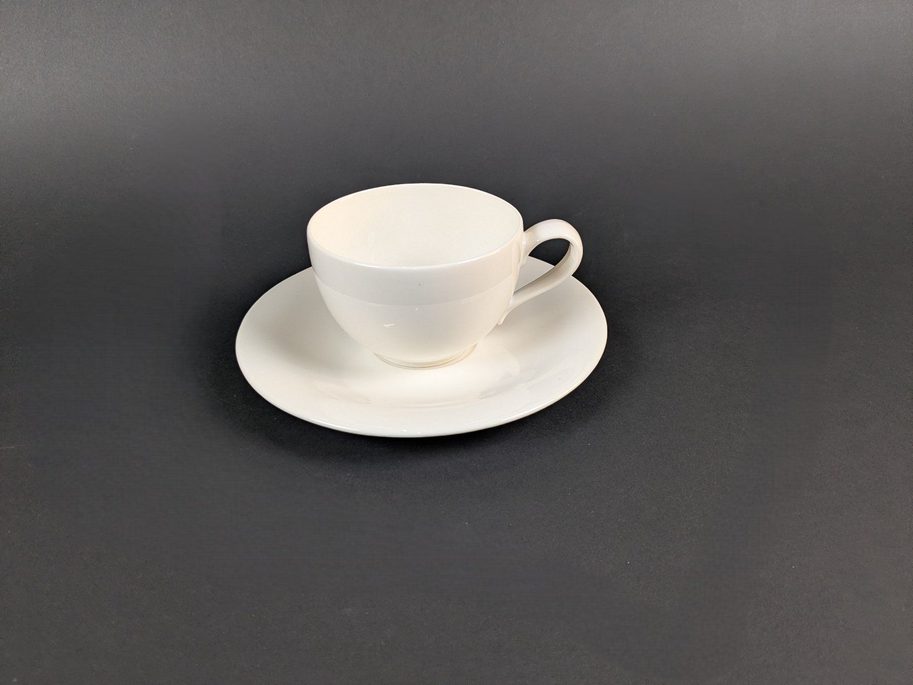 Villeroy & Boch Geschirrsets: ESSENTIAL TELLER-SET Like. by Villeroy & Boch – Gebraucht aus Dintikon von Restwert_Dintikon 3