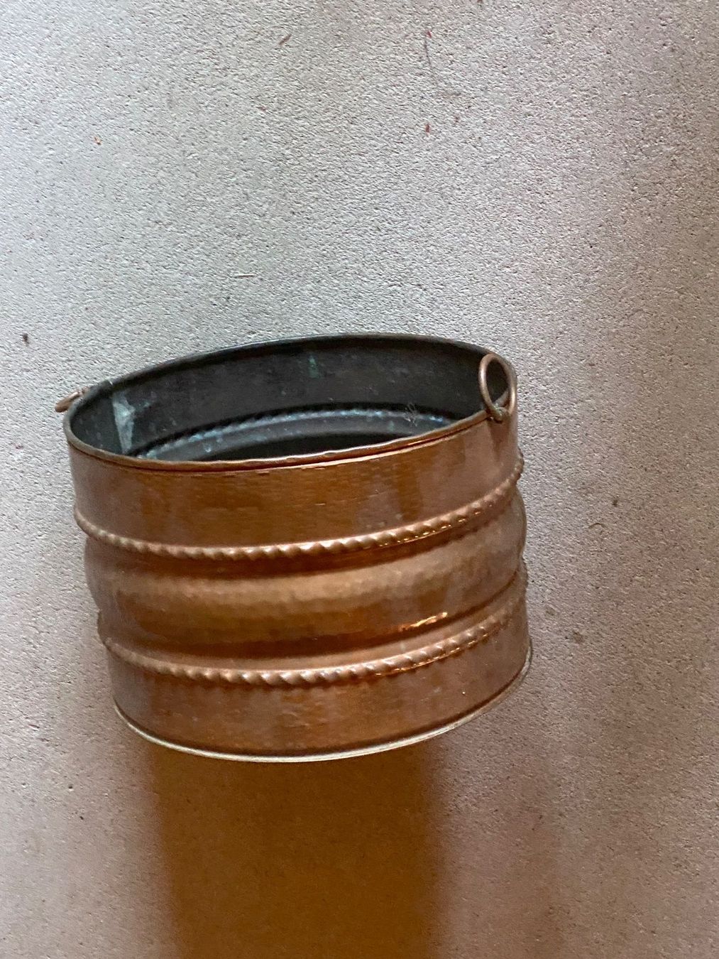 Pentole: Kupfer Gefäss / Übertopf, Durchmesser 24 cm – Usato da Dietlikon venduto da sepiwaku 1