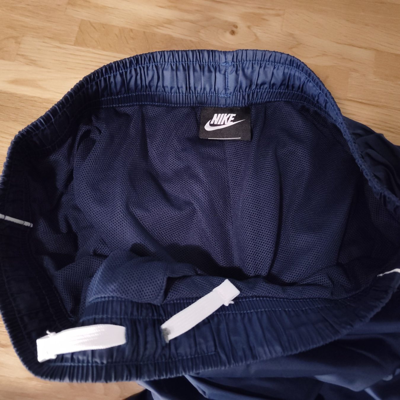 Nike T-Shirts: Nike Oberteil Unterteil Vintage Classics 90s – Gebraucht aus Zürich von RETRO_FEARLESS 4