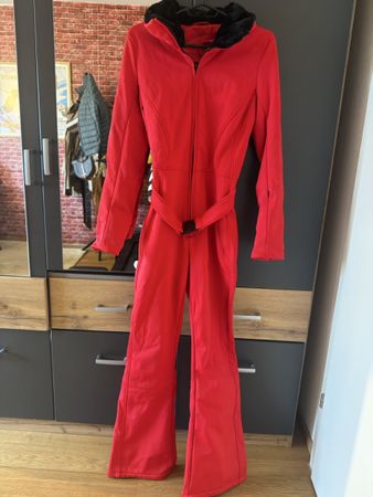 Modern ski suit S