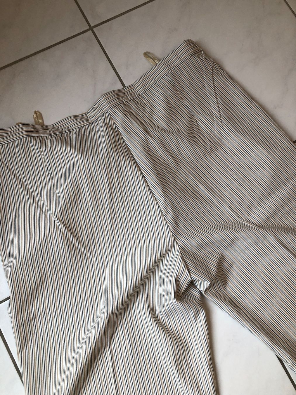 Pantaloni: 7/8 Hose Gr 48 – Usato da Zell ZH venduto da Guffos 6