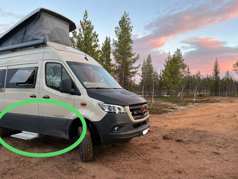 Thule Trittstufe slide out step 700 12v (Gebraucht) in Merenschwand für