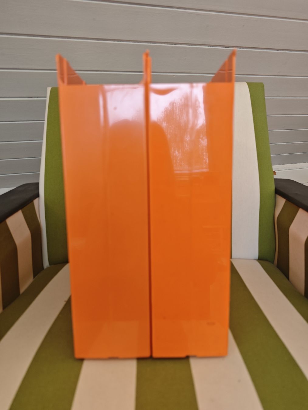 Supporti per strumenti musicali & leggii: Vintage Plattenständer 1970er orange, 2 Stück – Usato da Urdorf venduto da AHOI-90